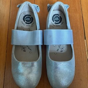 Livie & Luca Silver shimmer ballet flats